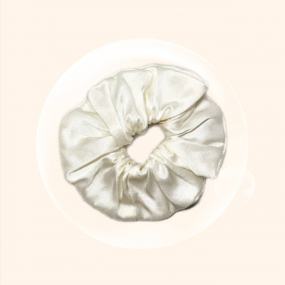 Pearl Silk Barette M